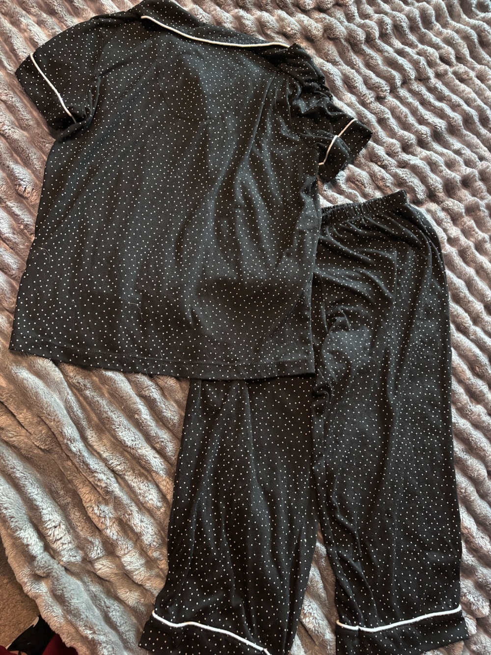 Secret Treasures Black with White Polka Dot Pajama Top and bottom Set Size Large - Picture 7 of 11